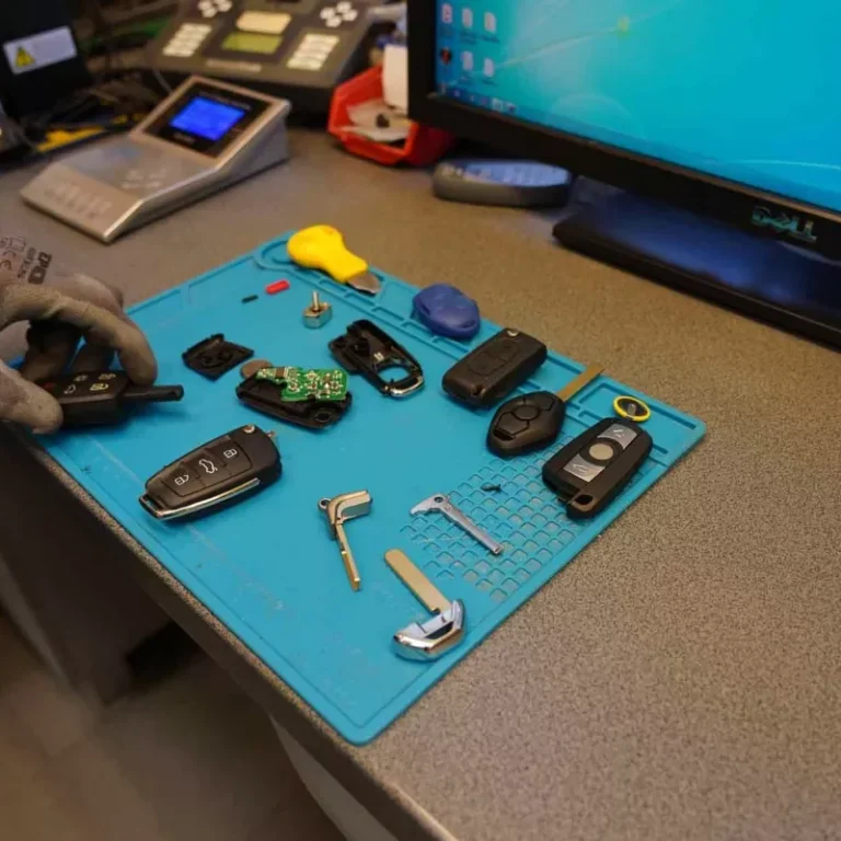 Automobiliu_raktu_remontas_automobilio_rakto_remontas_Vilniuje_raktu_remontas_Vilnius_rakto_remonto_kaina_SOS_ATRAKINIMAS_ar_mg2