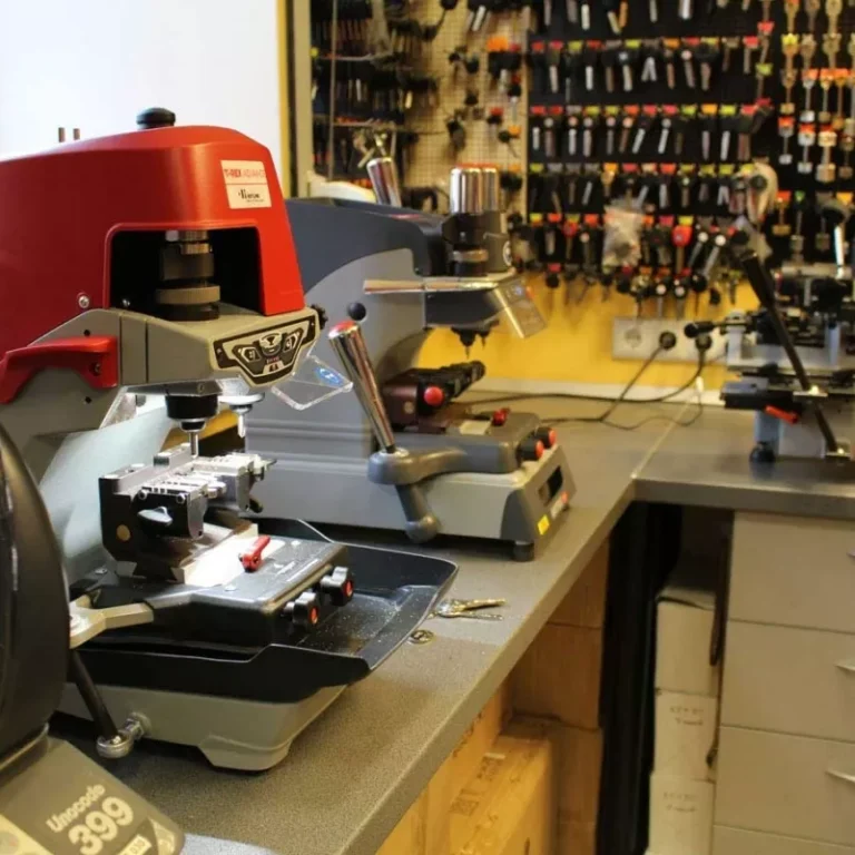 raktu-dirbtuves-vitemus